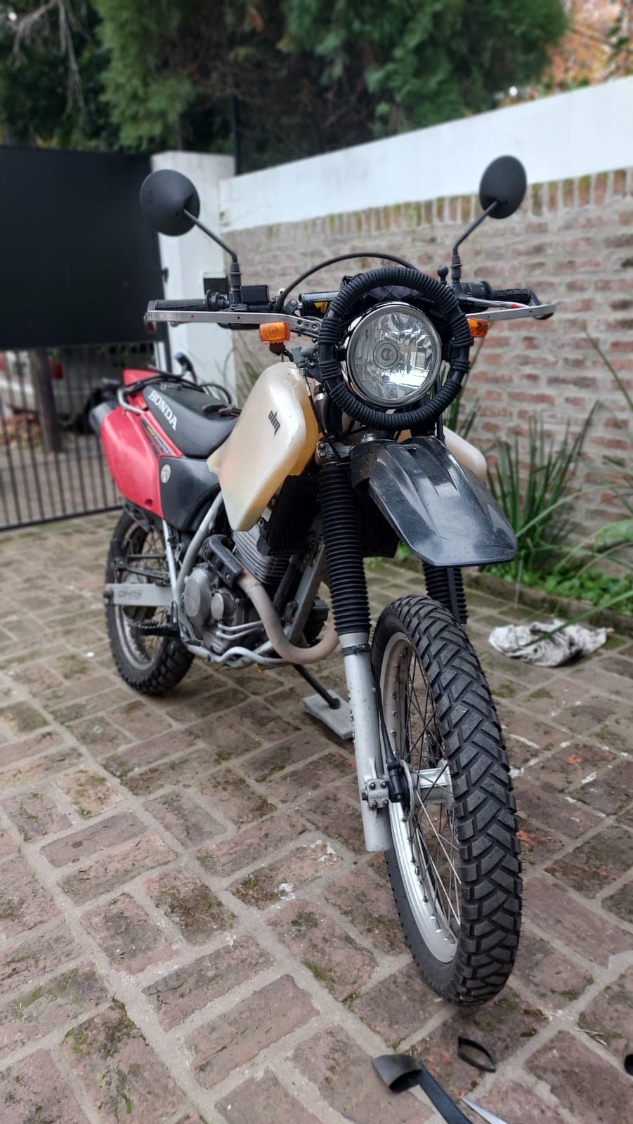HONDA XR 250 TORNADO 2011 — foto 1 de 5