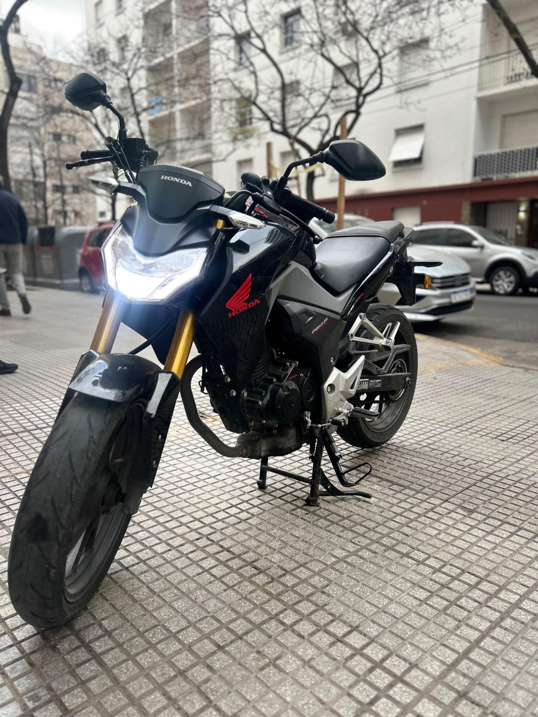 Honda CB 190 R 2018 — foto 1 de 4