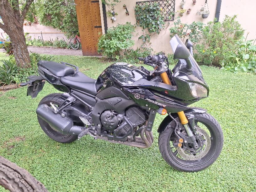 Yamaha FZ8 S 2011 — foto 1 de 5