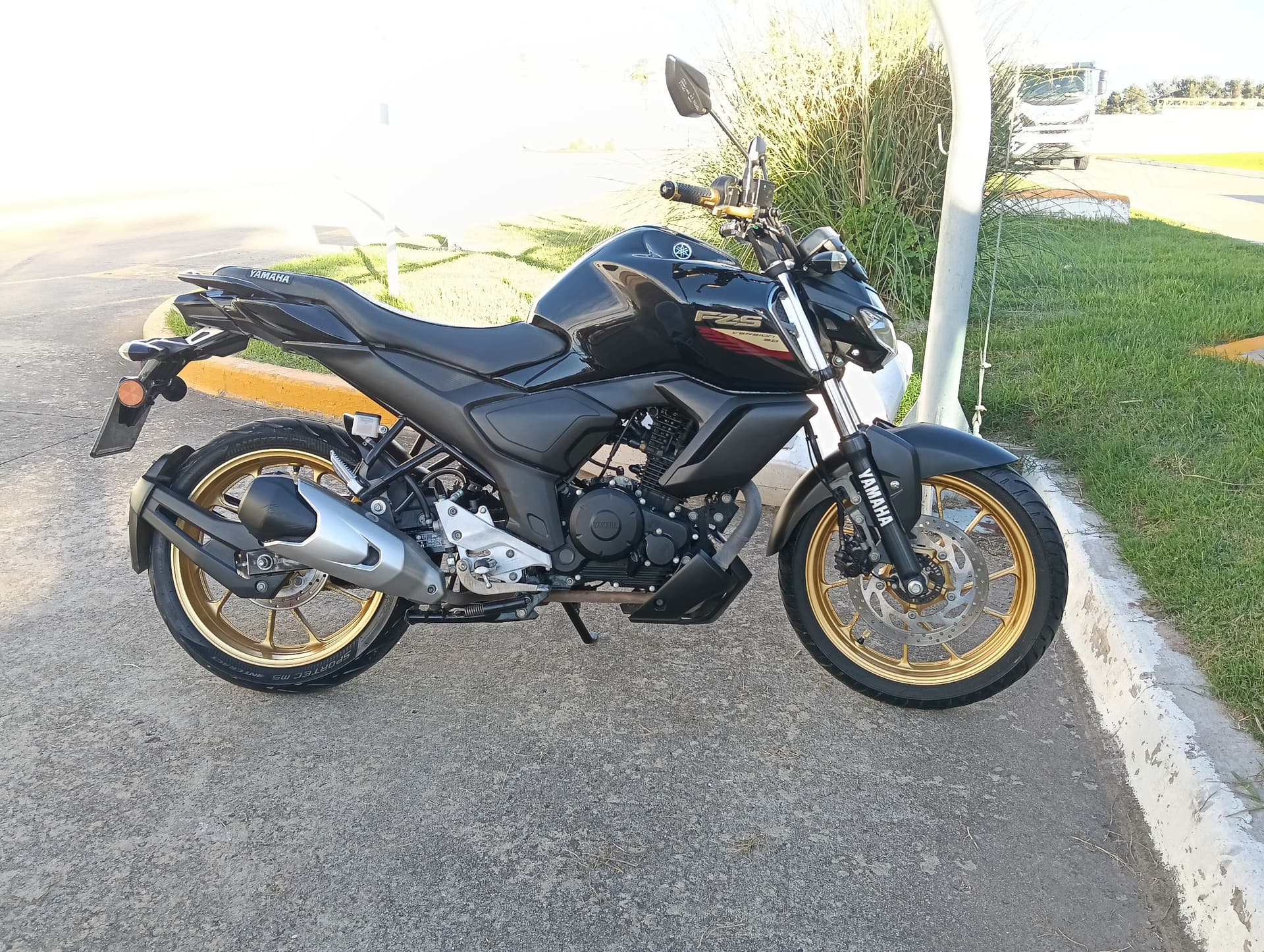 Yamaha Fz-S Fi V3.0 2024 — foto 1 de 5