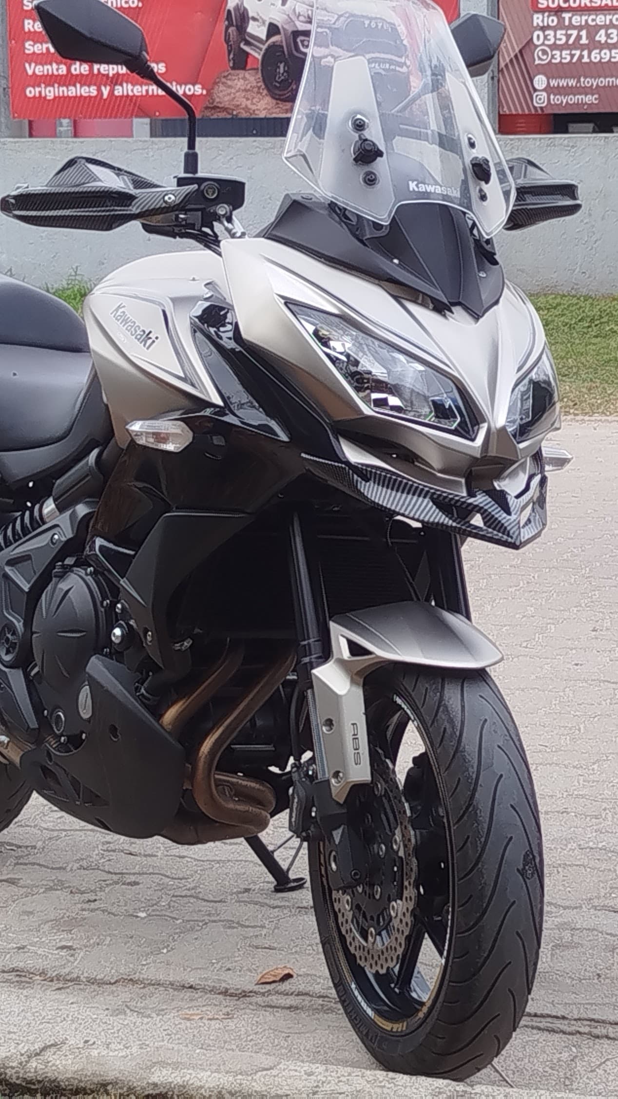 Kawasaki verzys 650 abs , año 2017 — foto 1 de 5