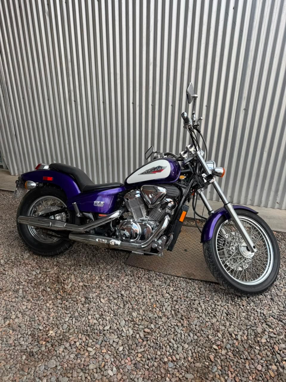 Honda Shadow 108-VT600 1985 — foto 1 de 3