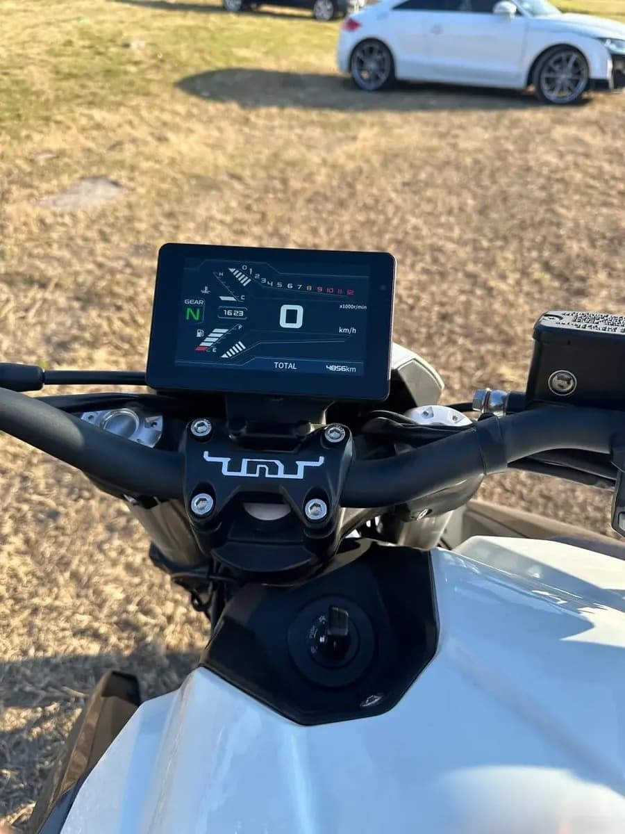 Benelli TNT i 2022 — foto 1 de 4