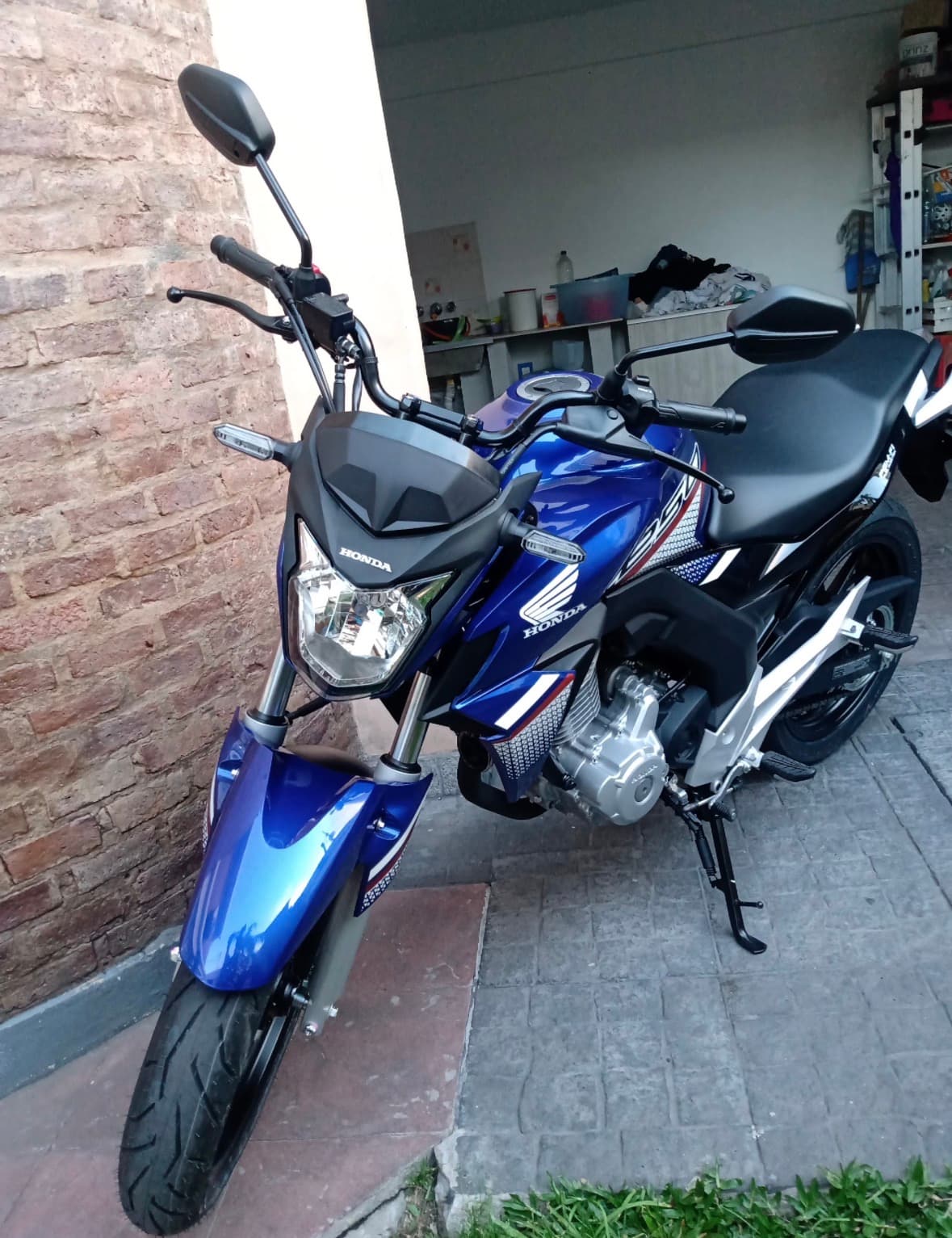 Honda Cb 250 twister 2022 — foto 1 de 5