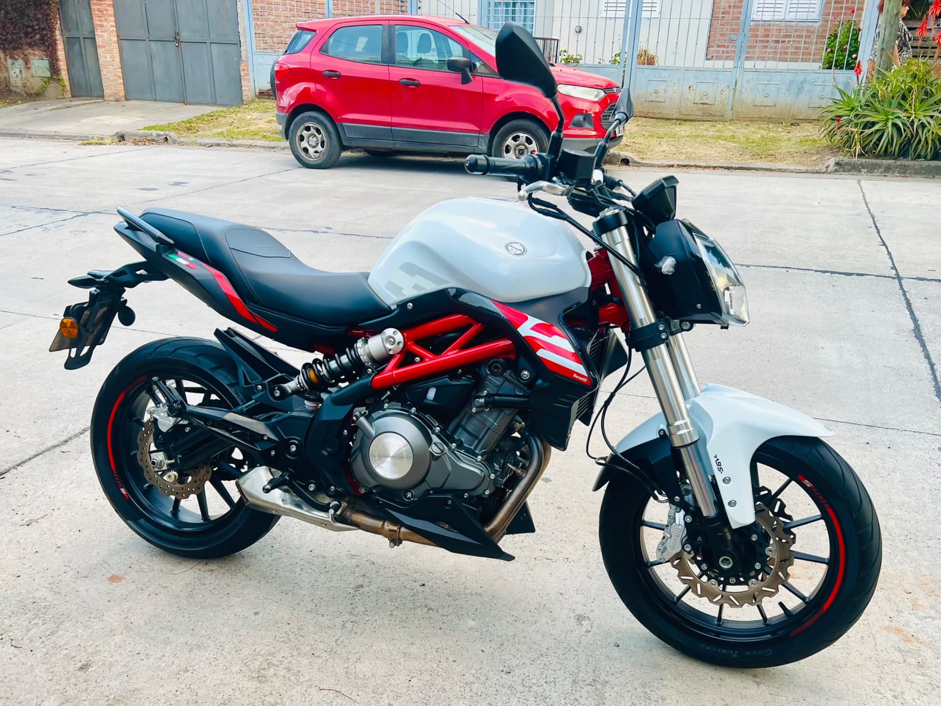 Benelli 302s 2022 — foto 1 de 5
