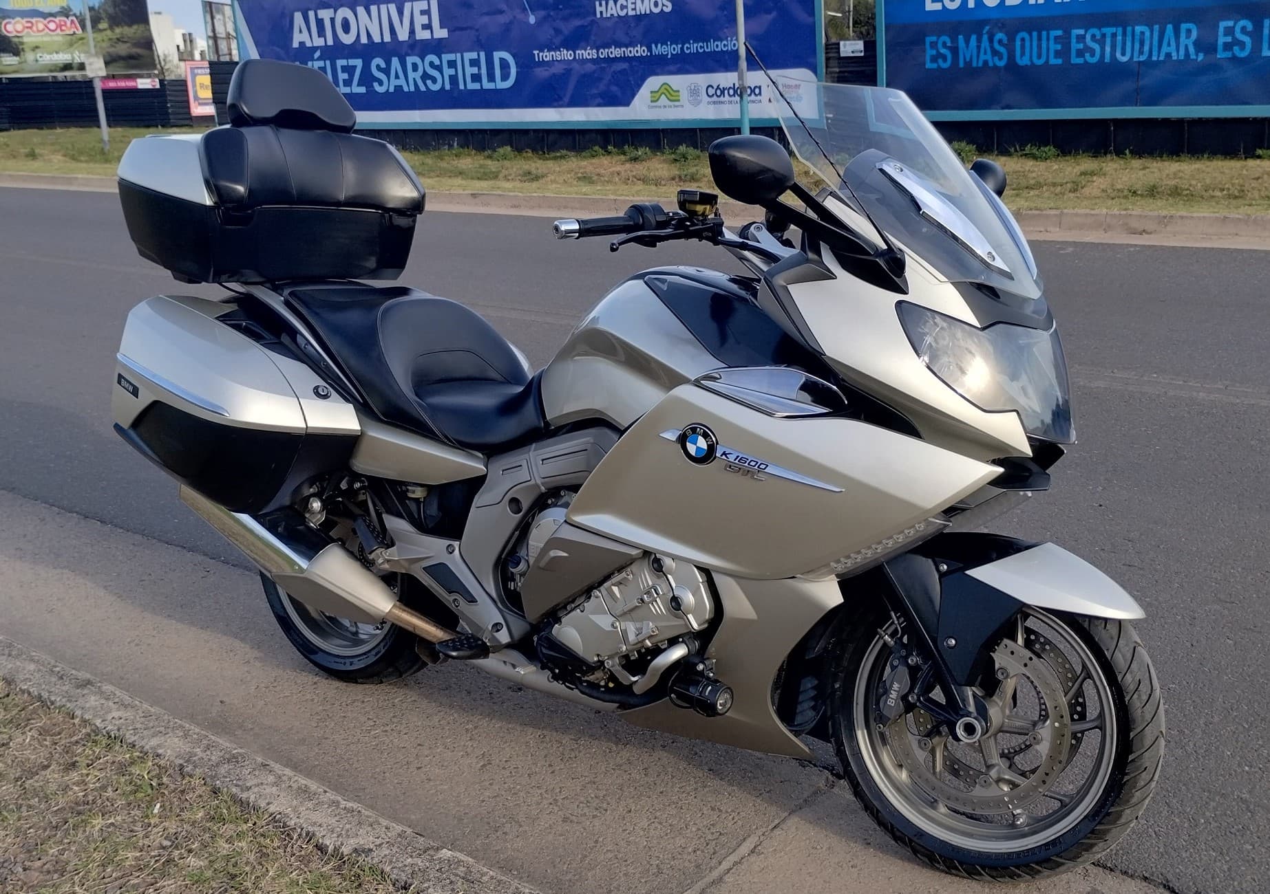 BMW K1600 GTL 2013 — foto 1 de 7