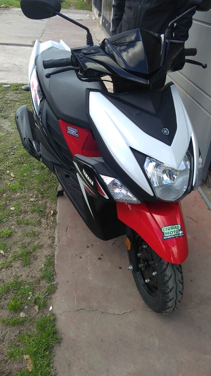 "Yamaha 115 2018"