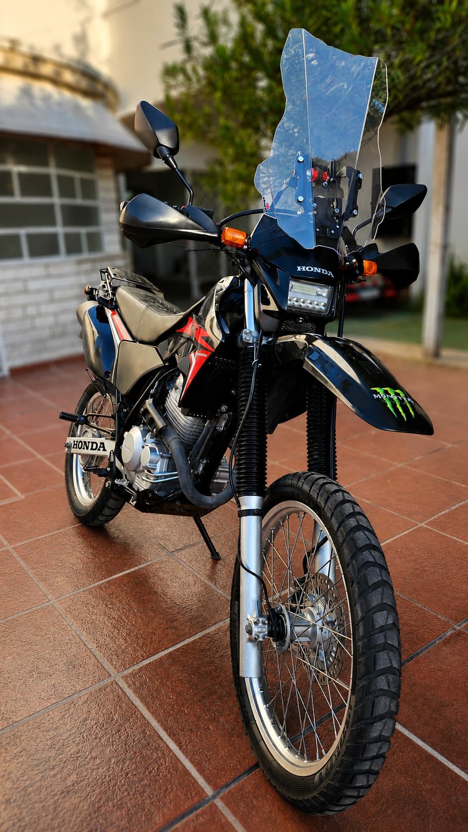 HONDA XR 250 TORNADO 2018 — foto 1 de 5