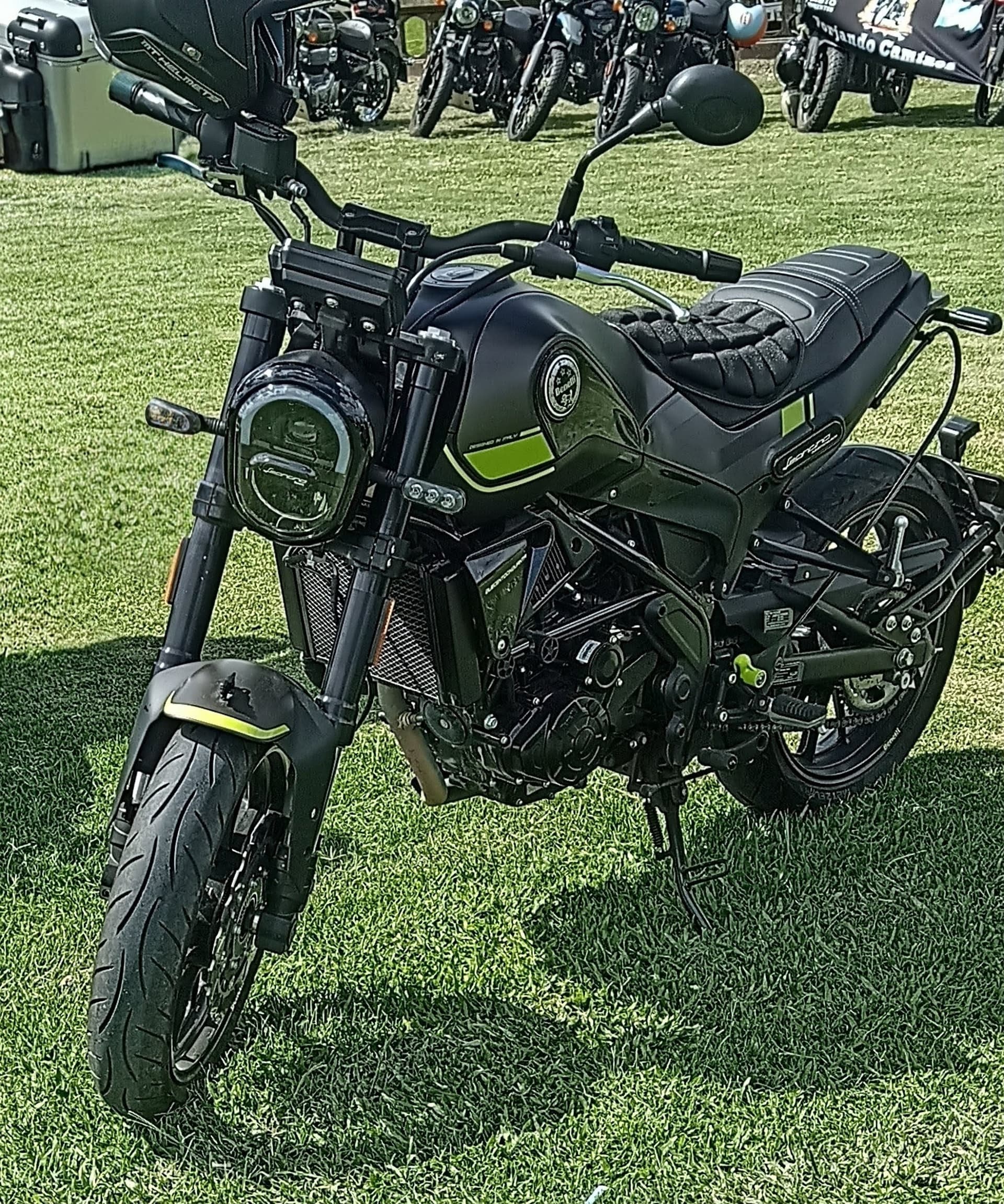 Benelli Leoncino 250 2024 — foto 1 de 4