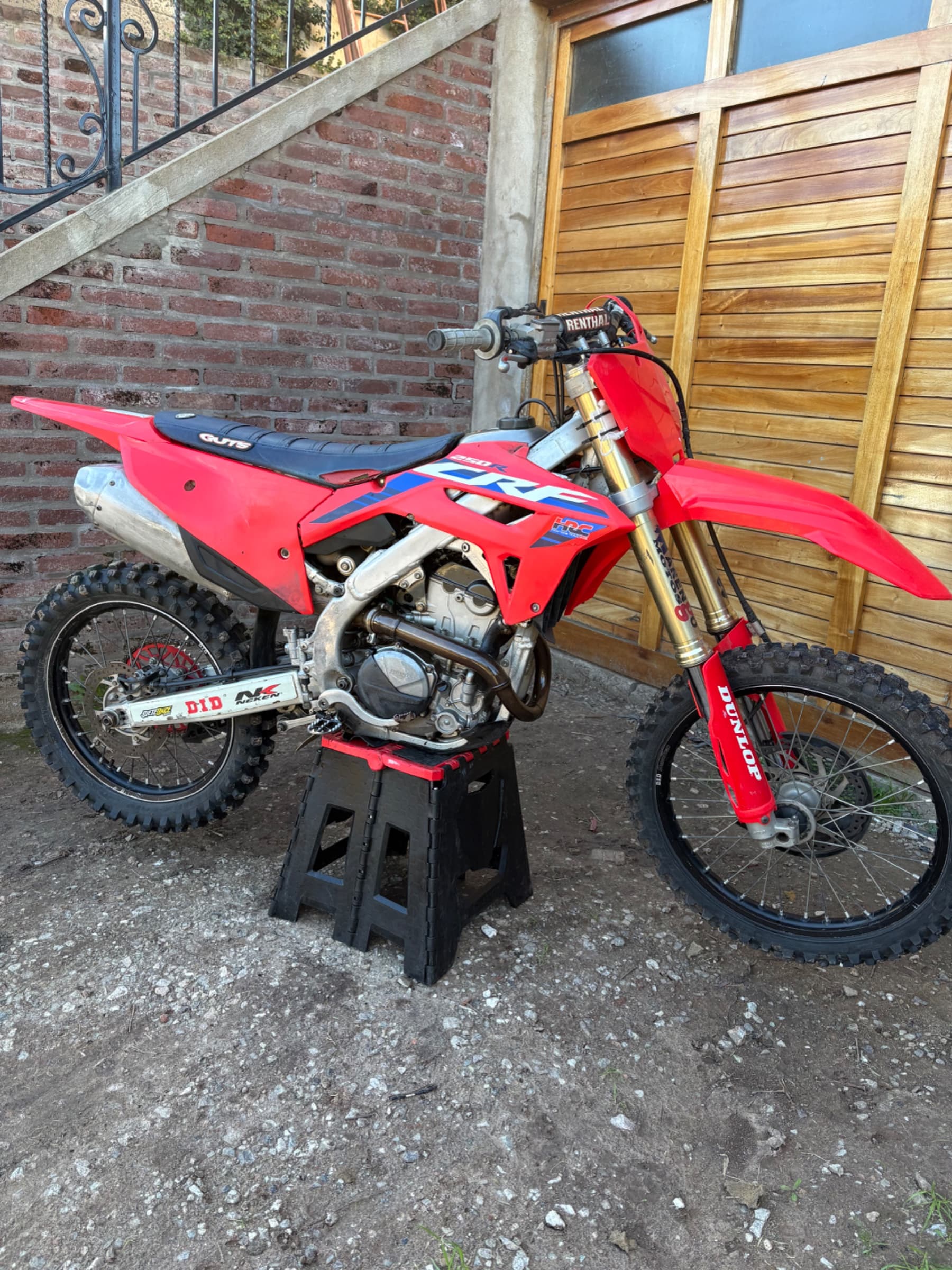Honda crf 250 2023 — foto 1 de 5