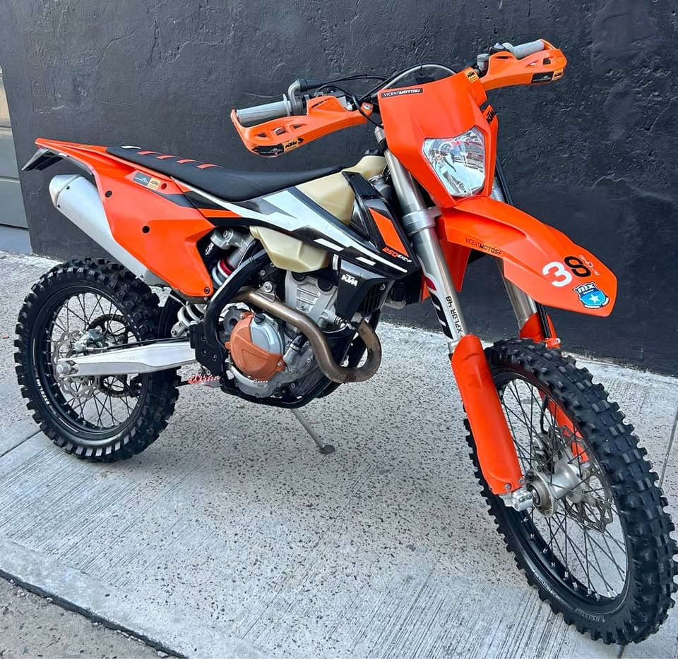 KTM 250 EXCF 2018 impecable — foto 1 de 7