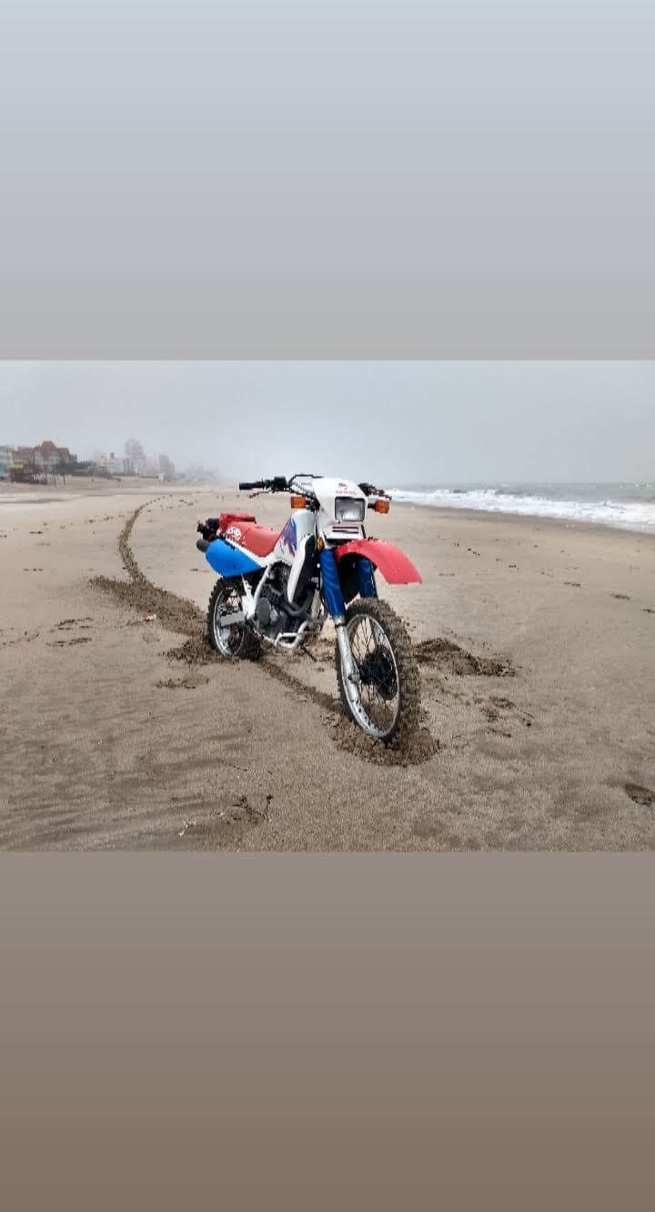 Vendo mí Honda xr650l año 1993 — foto 1 de 5