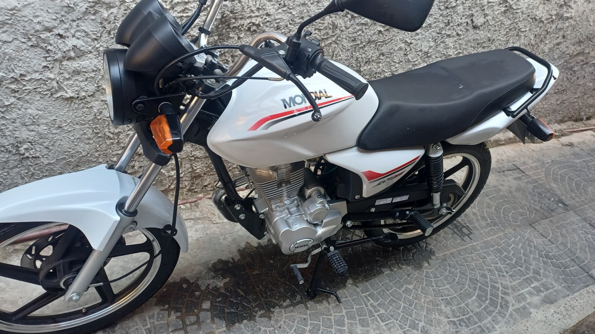 Mondial RD 150 2025 — foto 1 de 4