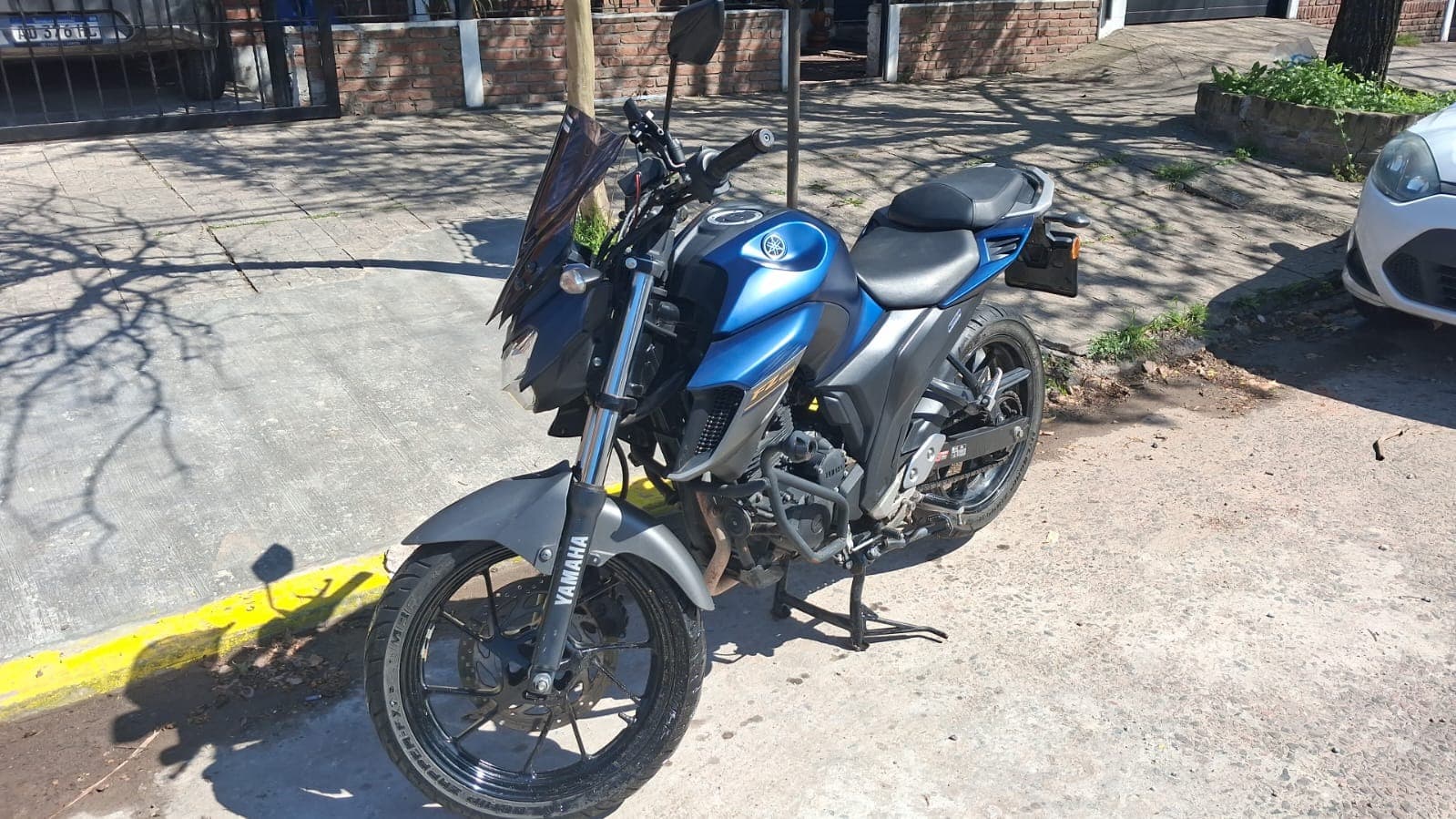 YAMAHA FZ 25 2021 — foto 1 de 5