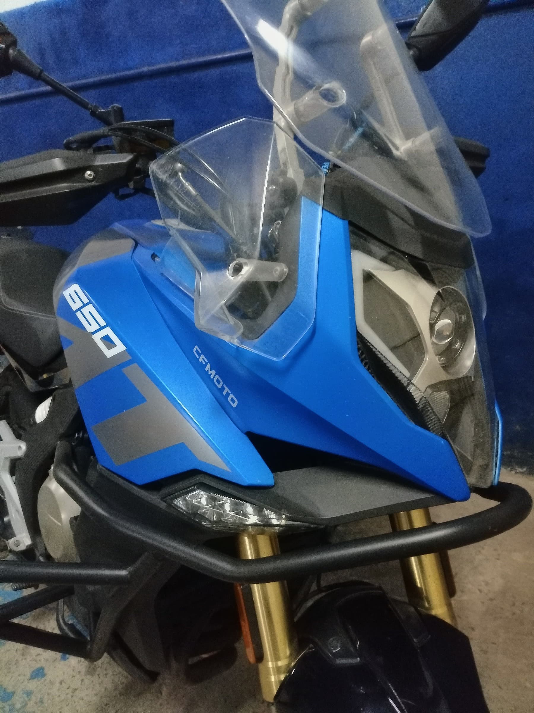 Cfmoto 650 MT 2023 — foto 1 de 5