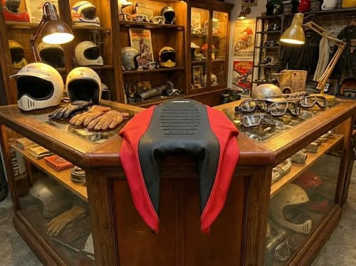 Funda Asiento Para Xr250 Xr 250 Xr 88- 95 Rojo - Negro Grip Negro — foto 1 de 6
