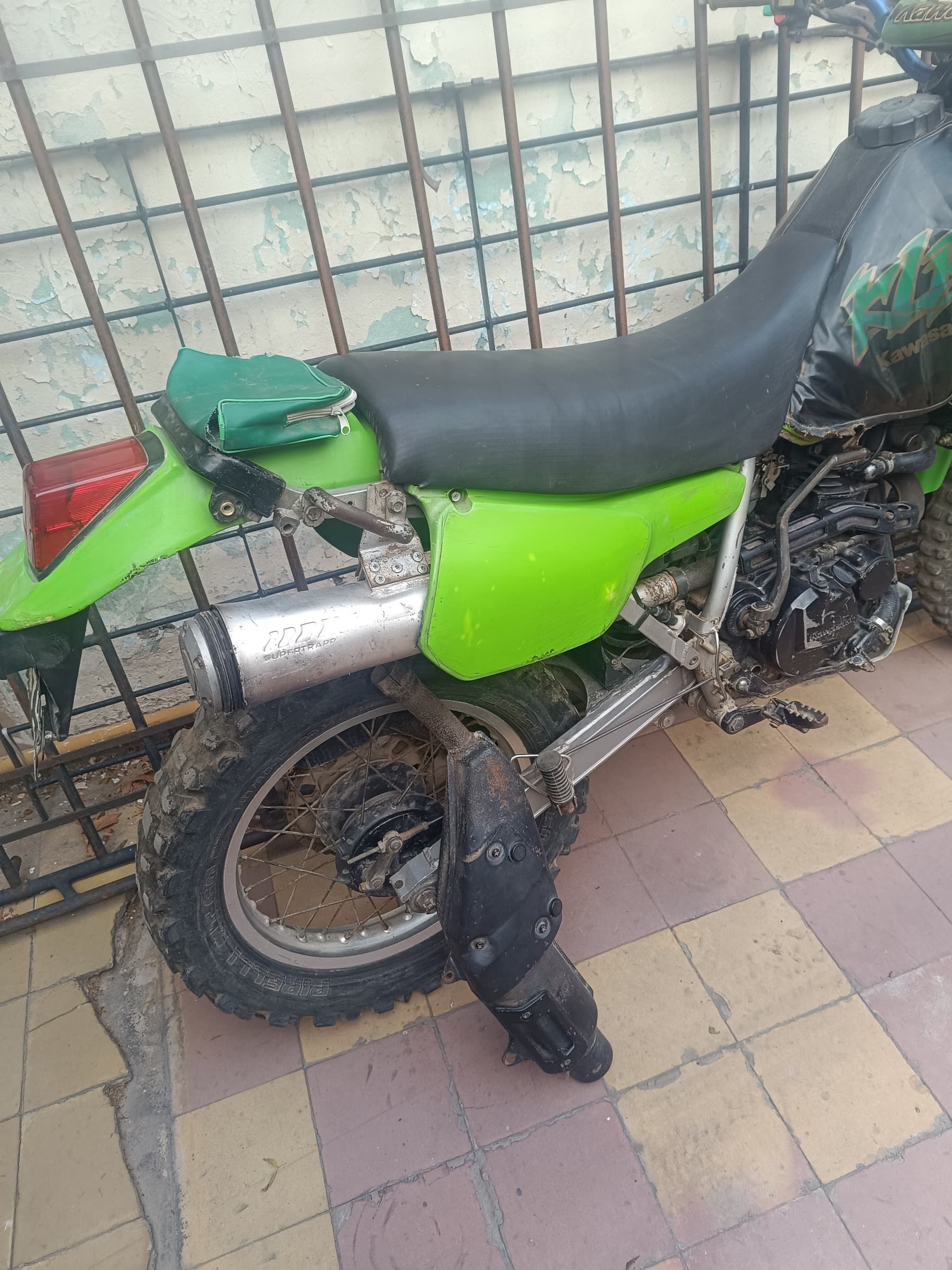 Kawasaki Klr 250 1992 — foto 1 de 5