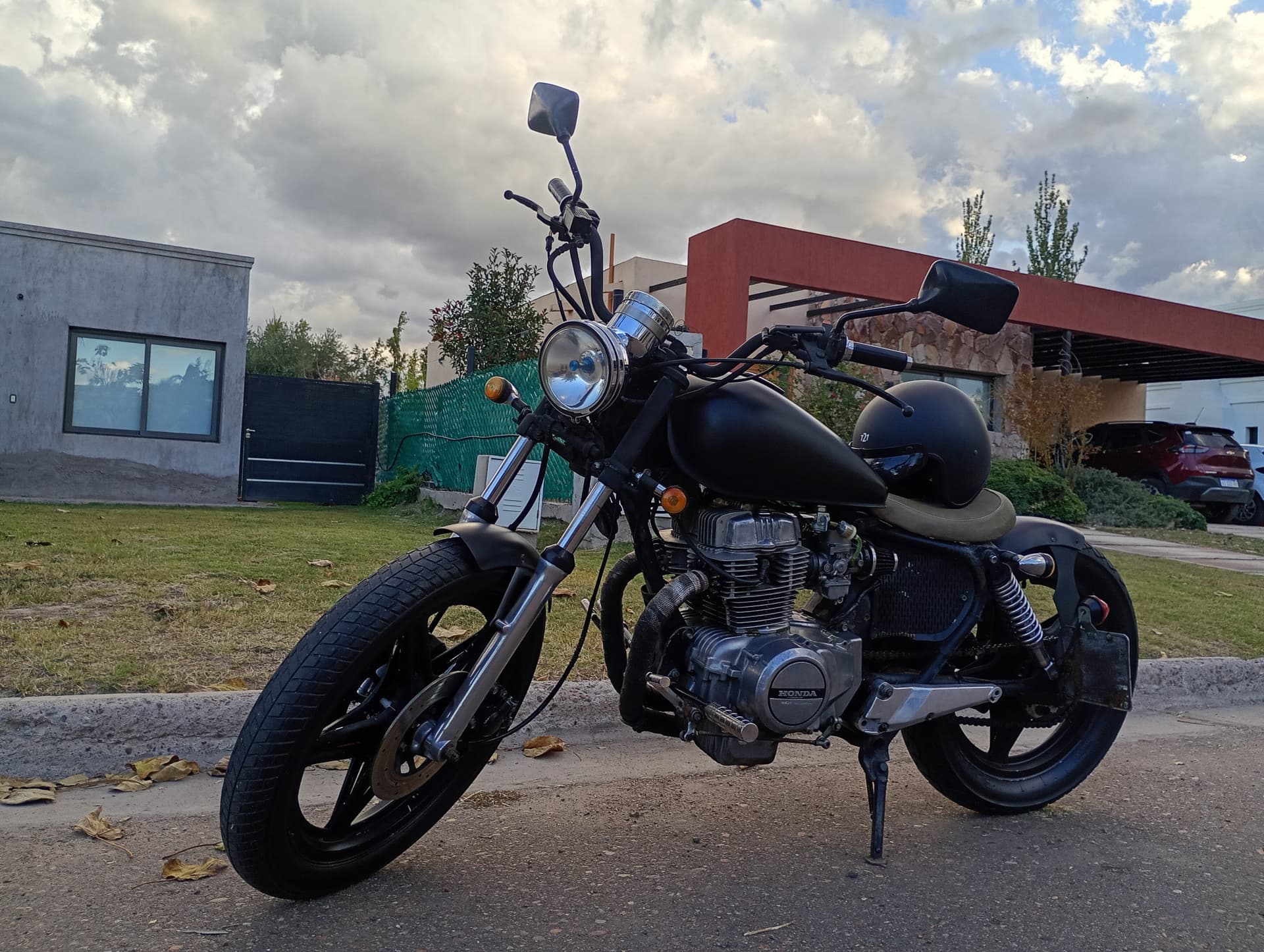 HONDA CB 400 1980 — foto 1 de 5