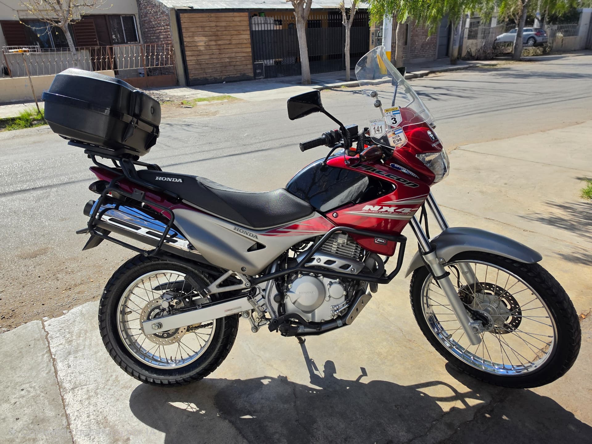 Honda falcon nx 400 2013 — foto 1 de 5