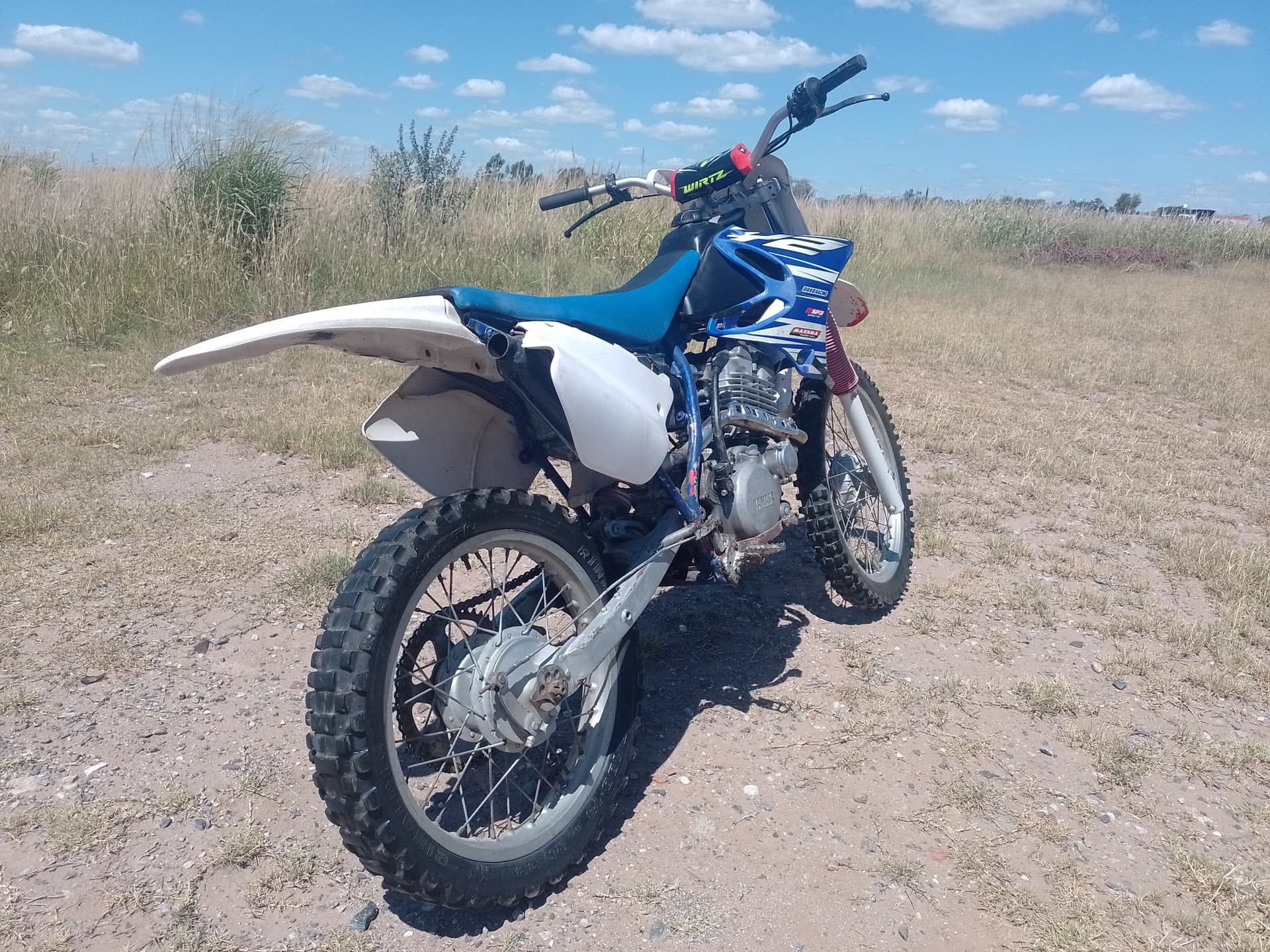Yamaha xt 250 cc 1985 — foto 1 de 5