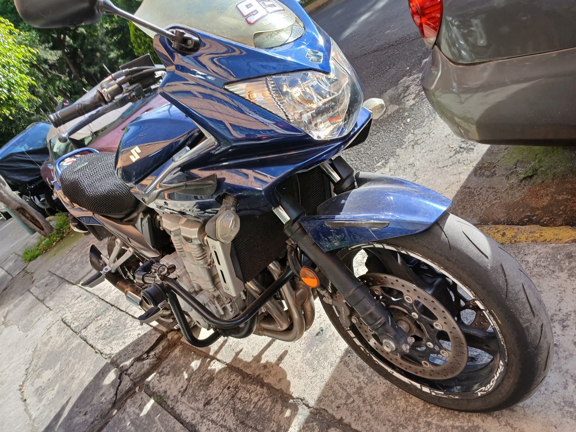 Suzuki Bandit 1250s 2009 — foto 1 de 5